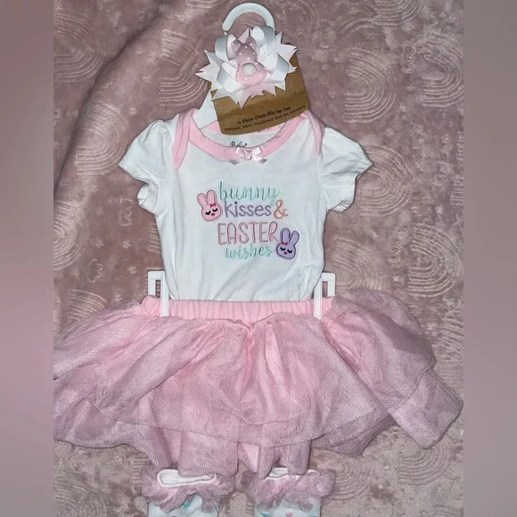 Easter Bunny Baby Onesie with Tutu - Picture 4 of 7